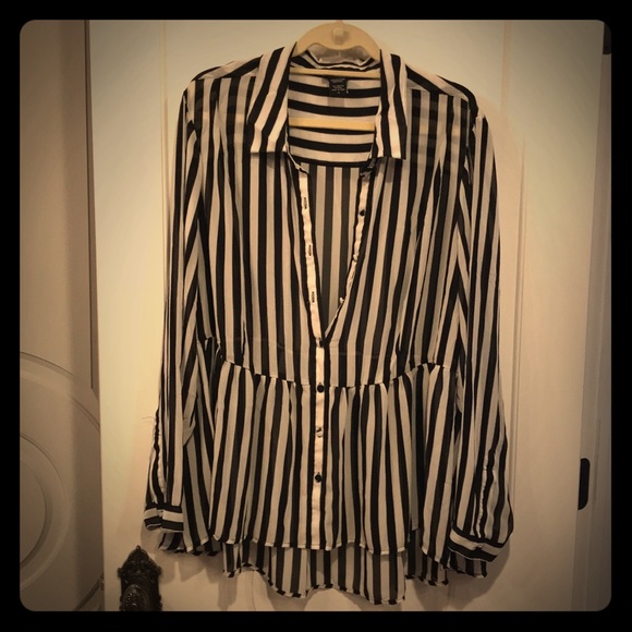 torrid Tops - Torrid size 3x black and white striped chiffon top